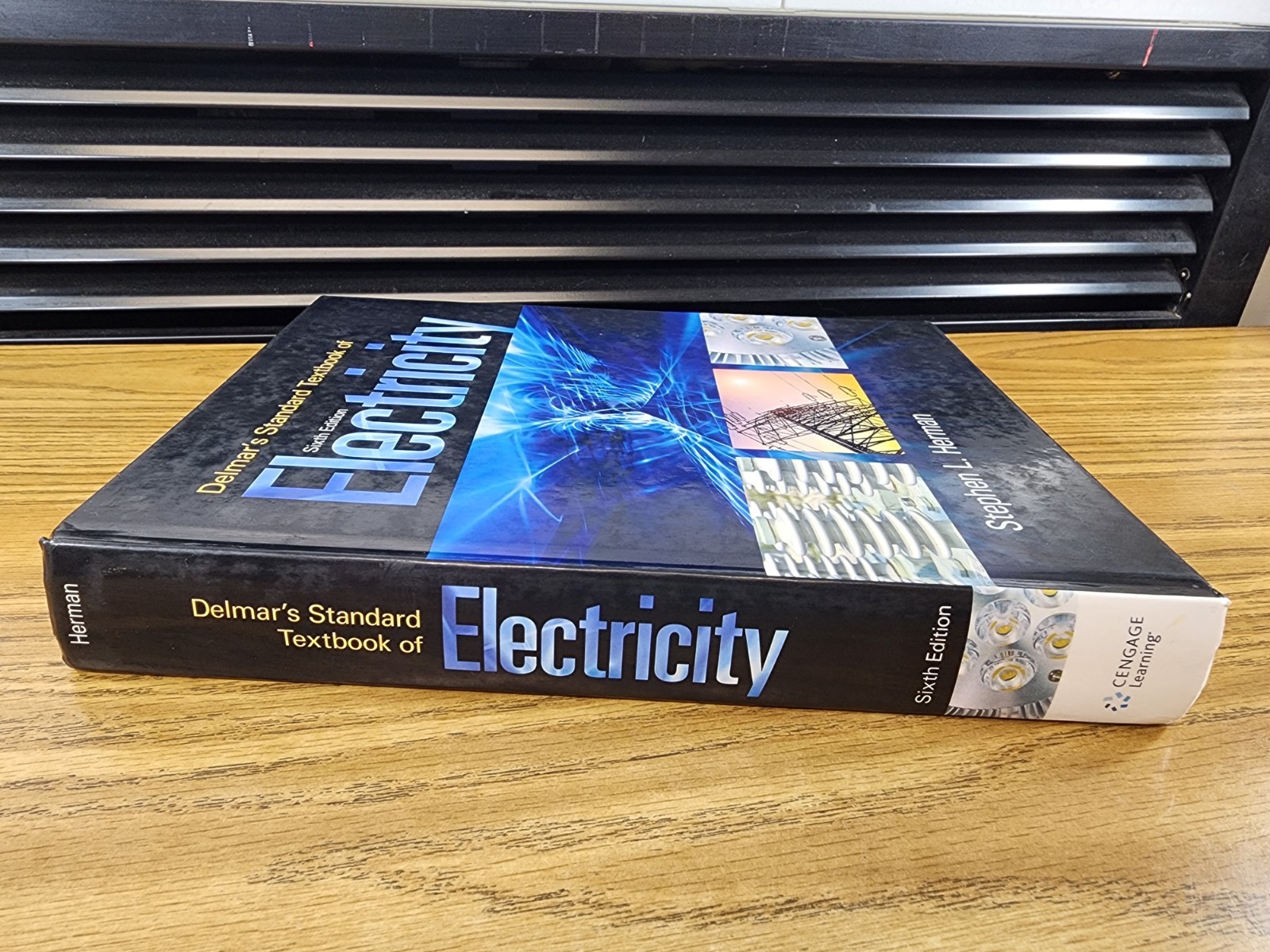 Delmar’s Standard Textbook of Electricity – 6th Edition – Herman «CLEAN No MARKS