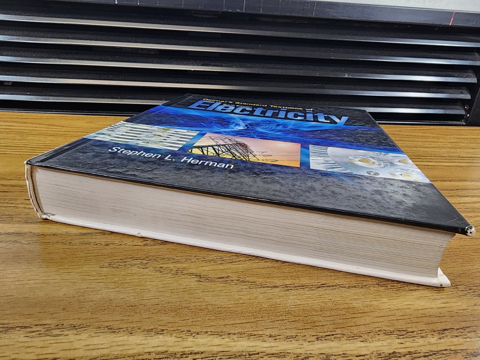 Delmar’s Standard Textbook of Electricity – 6th Edition – Herman «CLEAN No MARKS