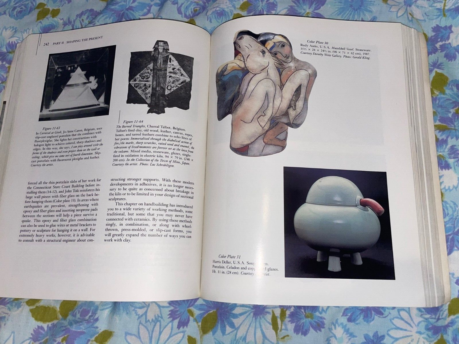 BOOK PB Hands in Clay An Introduction to Ceramics by Charlotte F. Speight 2nd ed